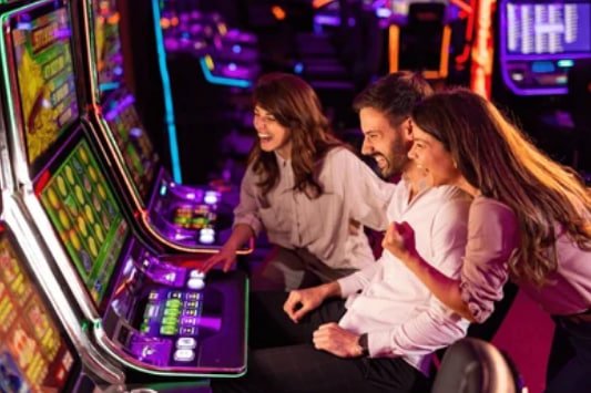 tumi123 slot account dashboard showing Thomas Cup fixtures and live-dealer lobby